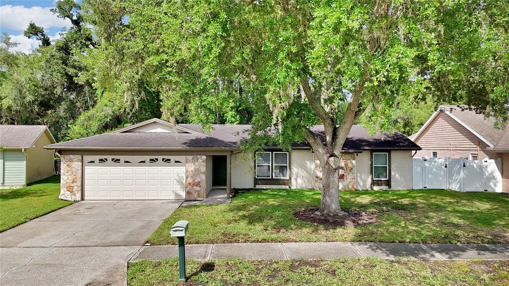 706 SWEETBRIAR DRIVE, Oldsmar, FL 34677