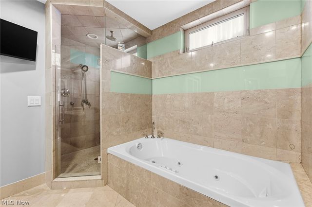 3889 Beechmont Oval, Orange, OH 44122