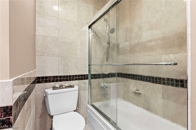 3889 Beechmont Oval, Orange, OH 44122