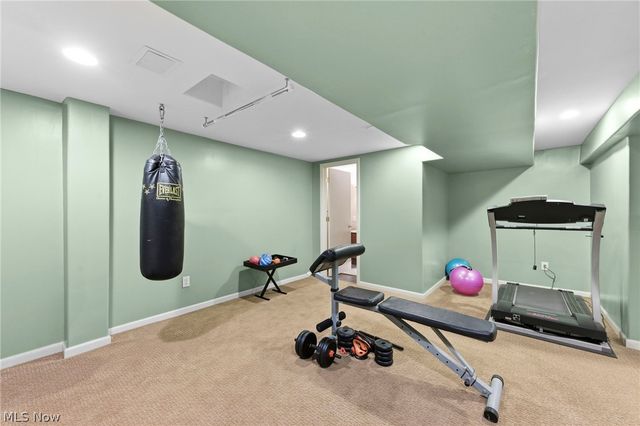 3889 Beechmont Oval, Orange, OH 44122