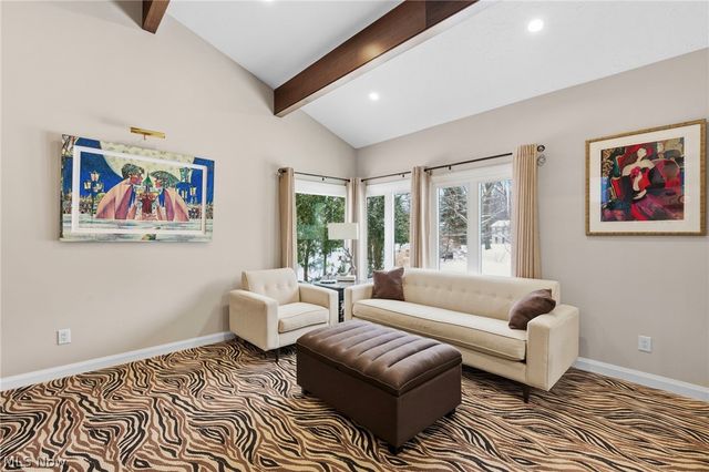 3889 Beechmont Oval, Orange, OH 44122