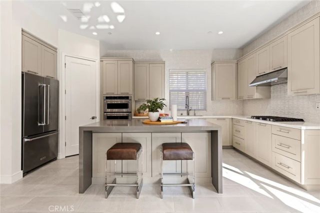 117 Petunia, Irvine, CA 92618