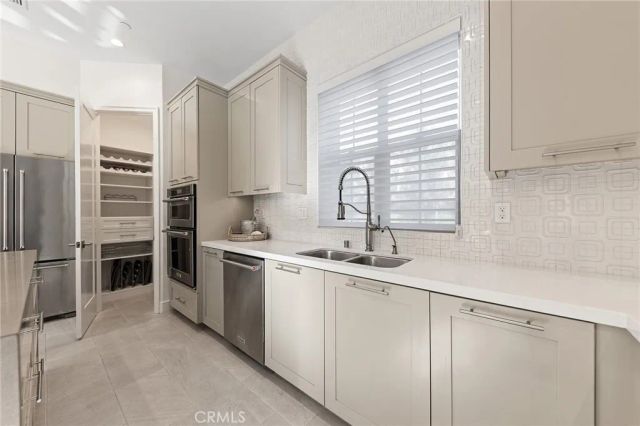 117 Petunia, Irvine, CA 92618