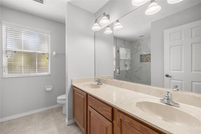 231 NE 28th Avenue 103, Ocala, FL 34470