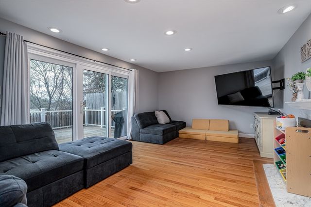 11 Winter Ave, Marlborough, MA 01752