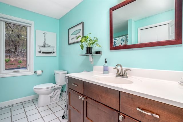 11 Winter Ave, Marlborough, MA 01752