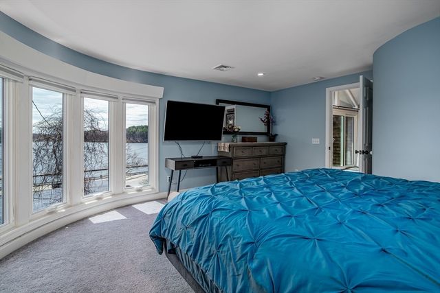 11 Winter Ave, Marlborough, MA 01752