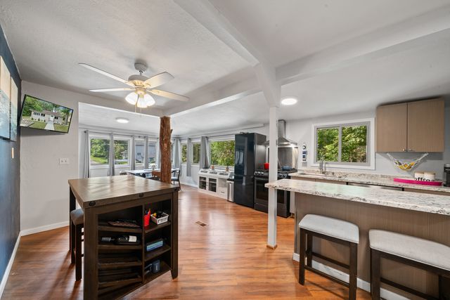 800 Lake Street, Twin Lakes, WI 53181