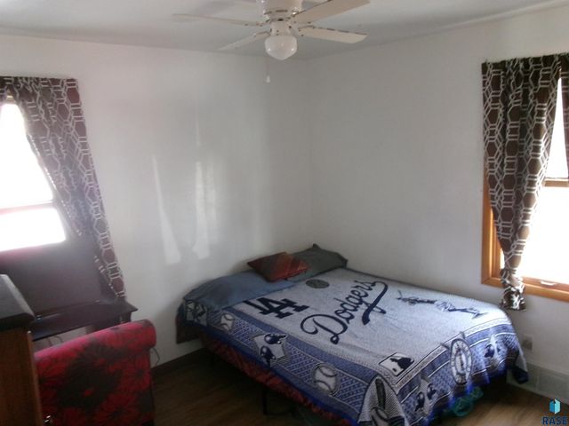 1704 W 10th St St Street, Sioux Falls, SD 57104