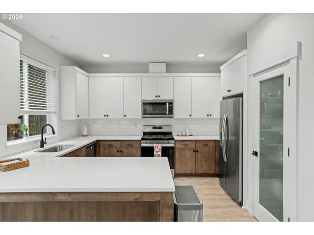 5539 CROSSLER MEADOW Loop, Salem, OR 97306