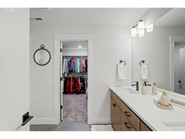 5539 CROSSLER MEADOW Loop, Salem, OR 97306