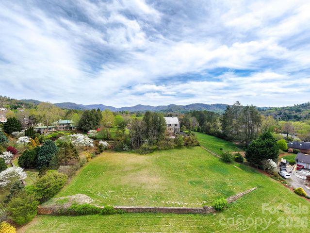 99999 Pine Acre Boulevard 3 & 4, Asheville, NC 28804