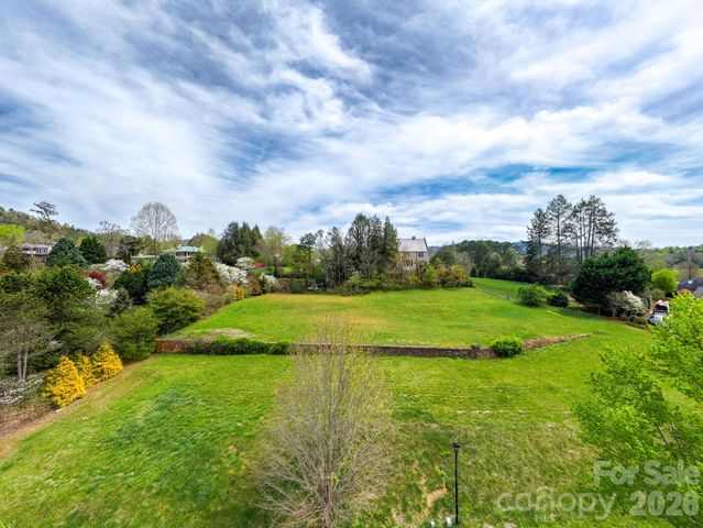 99999 Pine Acre Boulevard 3 & 4, Asheville, NC 28804