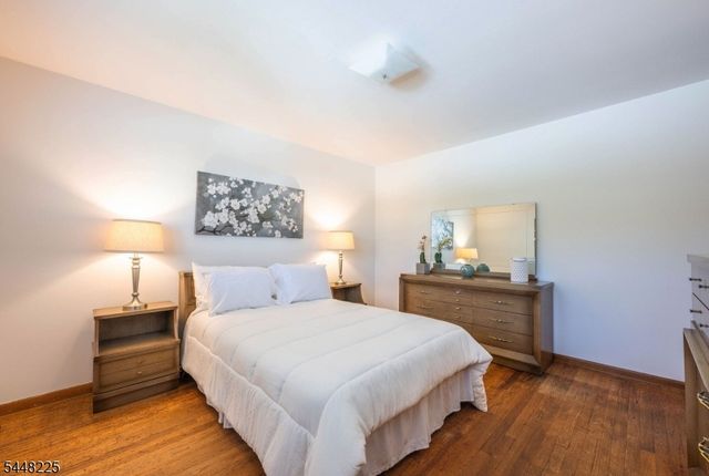 76 Coney Rd, Little Falls Twp., NJ 07424