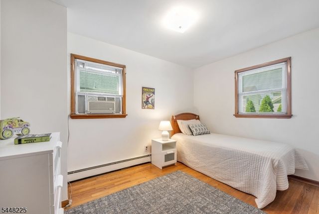 76 Coney Rd, Little Falls Twp., NJ 07424