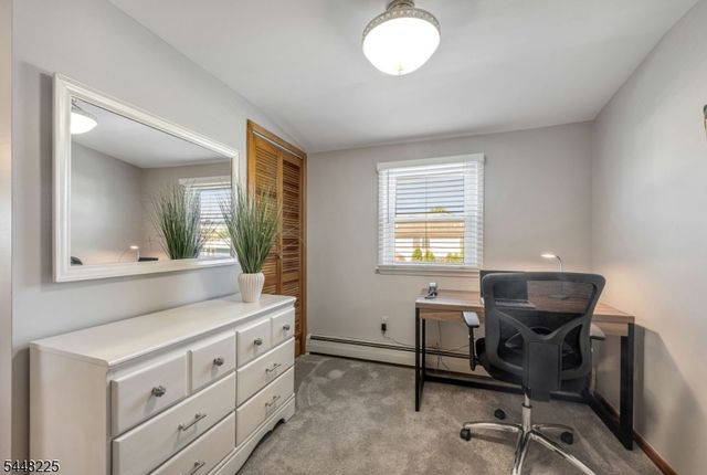 76 Coney Rd, Little Falls Twp., NJ 07424