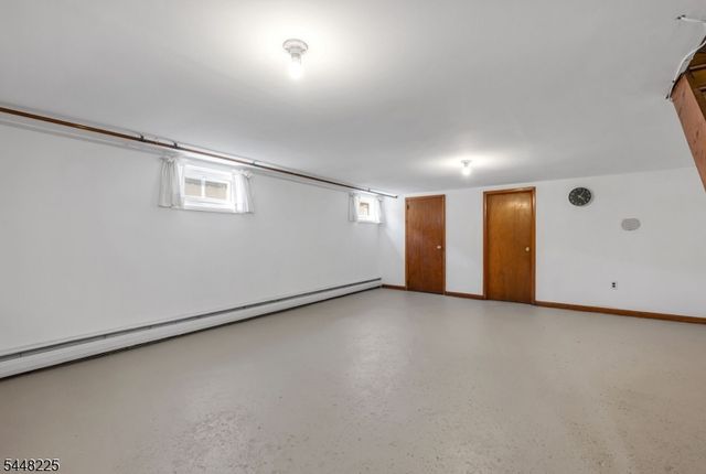 76 Coney Rd, Little Falls Twp., NJ 07424