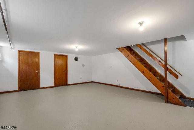 76 Coney Rd, Little Falls Twp., NJ 07424