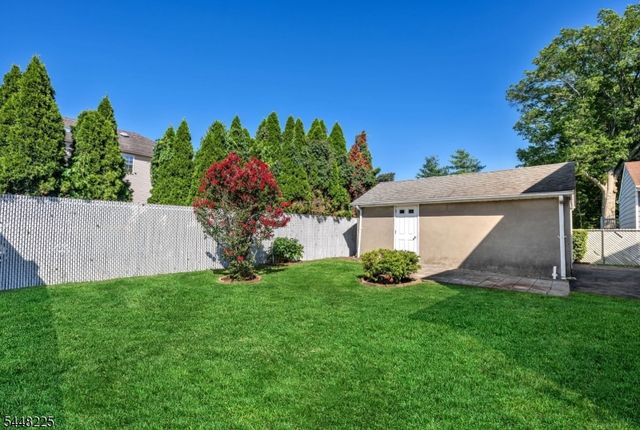 76 Coney Rd, Little Falls Twp., NJ 07424