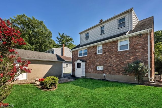 76 Coney Rd, Little Falls Twp., NJ 07424