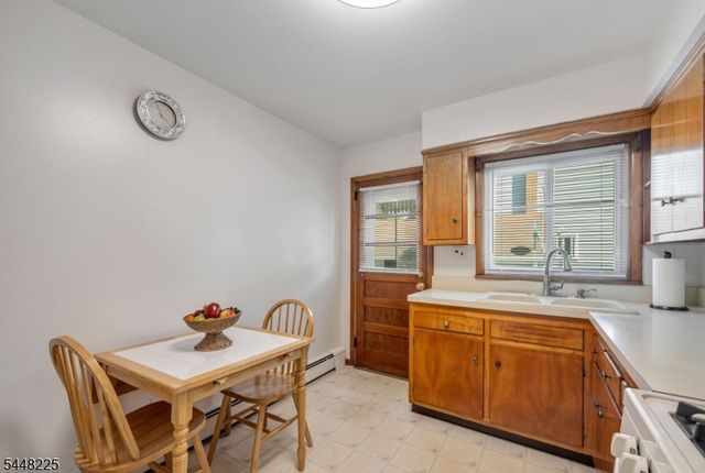 76 Coney Rd, Little Falls Twp., NJ 07424