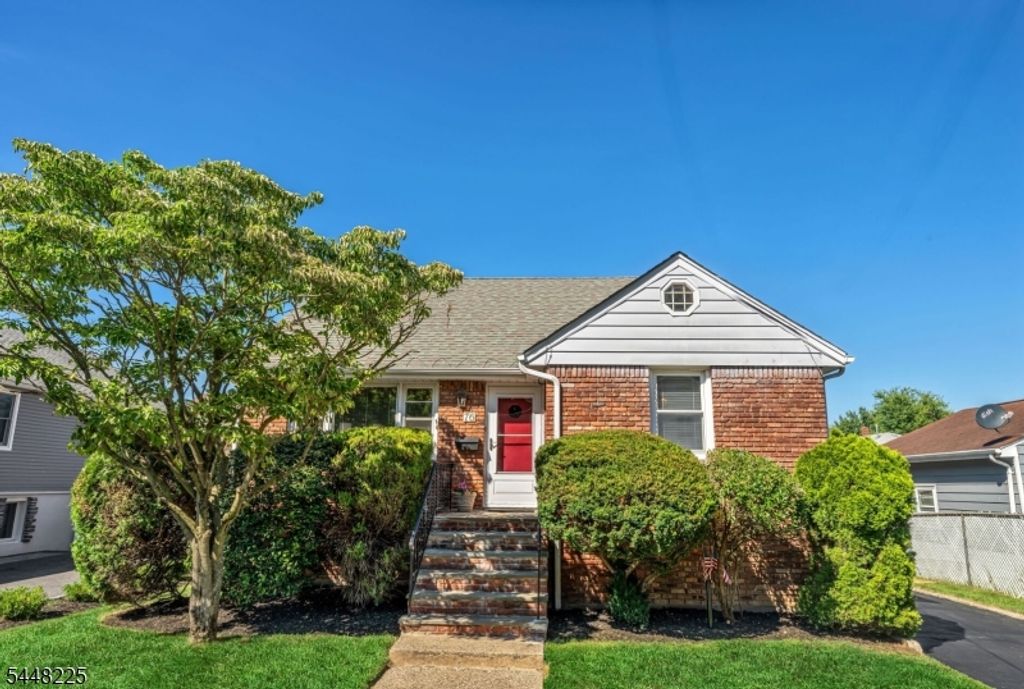 76 Coney Rd, Little Falls Twp., NJ 07424