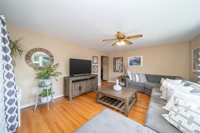 191 Hildreth Place, Yonkers, NY 10704