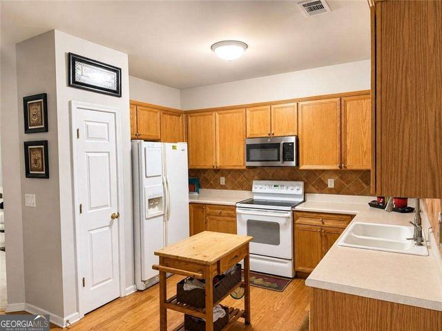 1423 Lady Slipper Court NW, Kennesaw, GA 30152
