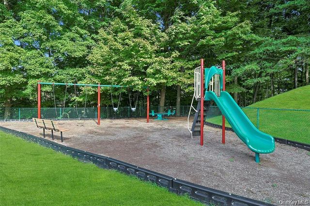 208 Harris Road EA6, Bedford Hills, NY 10507