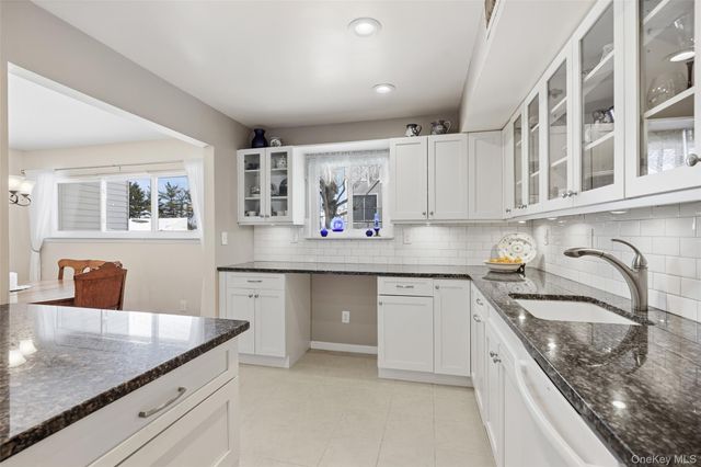 208 Harris Road EA6, Bedford Hills, NY 10507