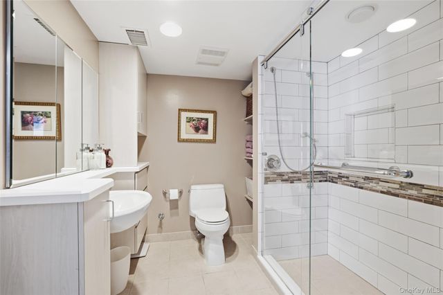 208 Harris Road EA6, Bedford Hills, NY 10507