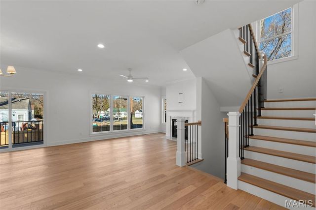 112 Oakwood Avenue, Webster Groves, MO 63119