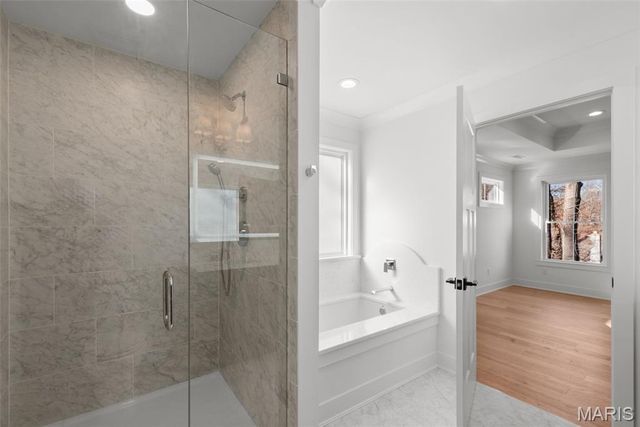 112 Oakwood Avenue, Webster Groves, MO 63119