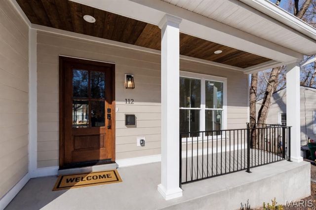 112 Oakwood Avenue, Webster Groves, MO 63119