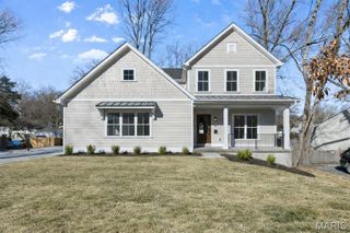 112 Oakwood Avenue, Webster Groves, MO 63119