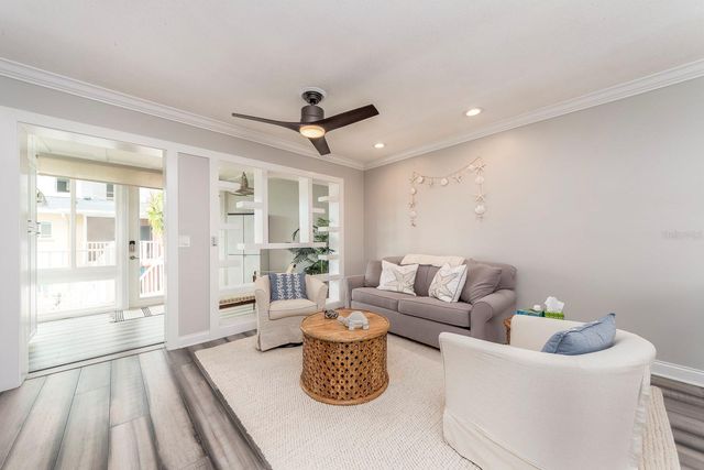 241 SKIFF POINT 4, Clearwater Beach, FL 33767