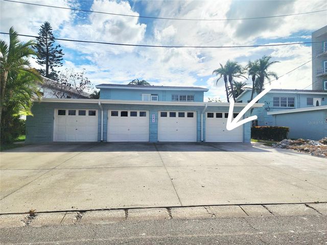 241 SKIFF POINT 4, Clearwater Beach, FL 33767