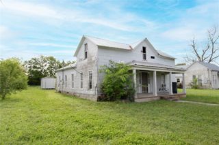 509 & 511 S Saint Andrews Street, Weimar, TX 78962