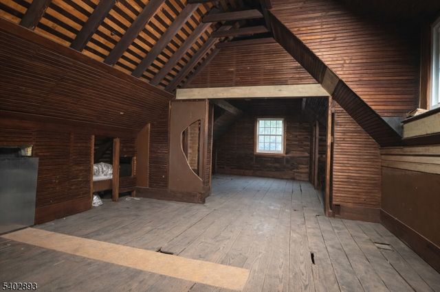 313 Washington Ave, Elizabeth City, NJ 07202