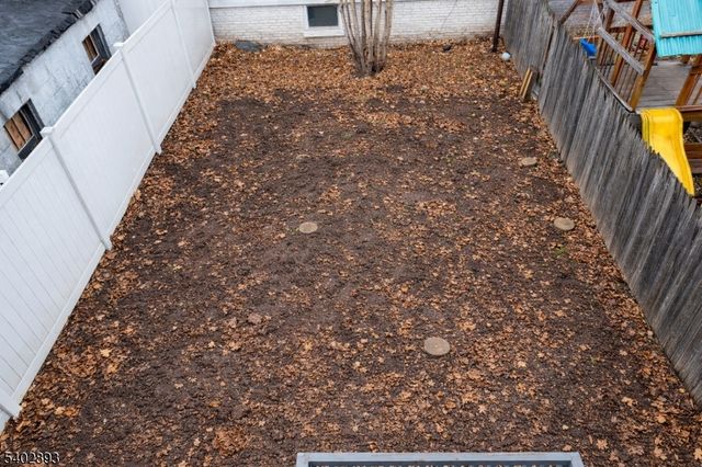 313 Washington Ave, Elizabeth City, NJ 07202