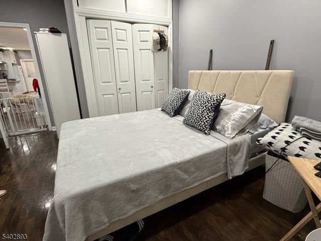 313 Washington Ave, Elizabeth City, NJ 07202