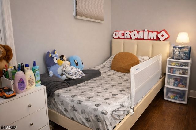 313 Washington Ave, Elizabeth City, NJ 07202