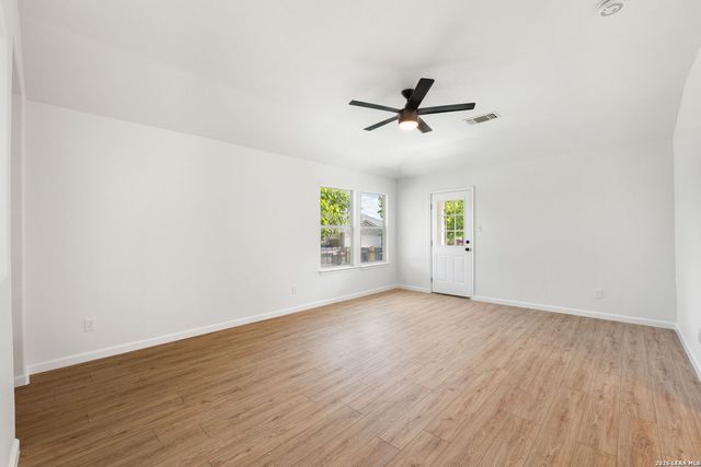 2835 SEASCAPE LN, New Braunfels, TX 78130