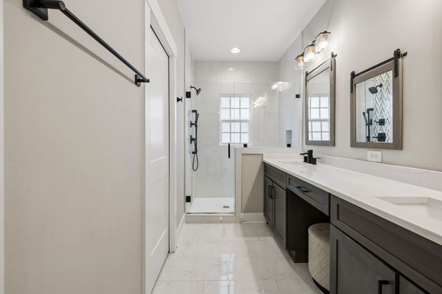 205 Morganmeade Ct, Nashville, TN 37216