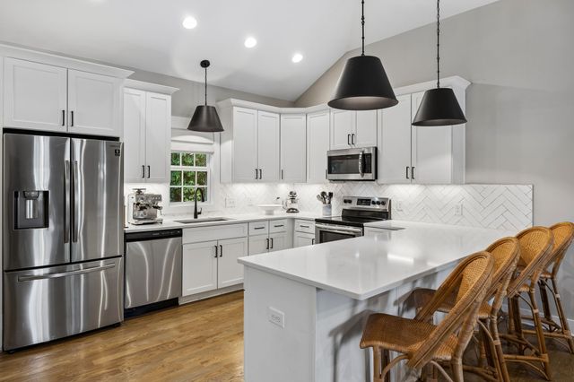 205 Morganmeade Ct, Nashville, TN 37216