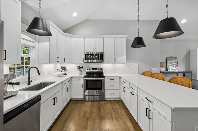 205 Morganmeade Ct, Nashville, TN 37216