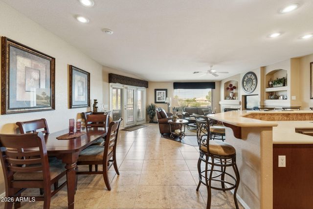 11250 E KILAREA Avenue 241, Mesa, AZ 85209