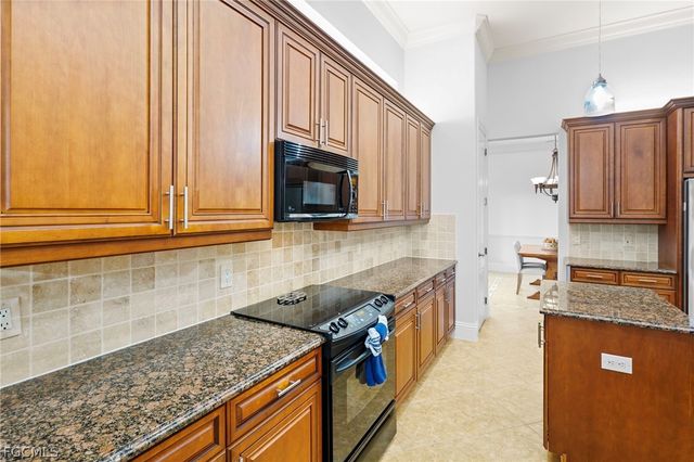 18271 Parkside Greens DR, Fort Myers, FL 33908