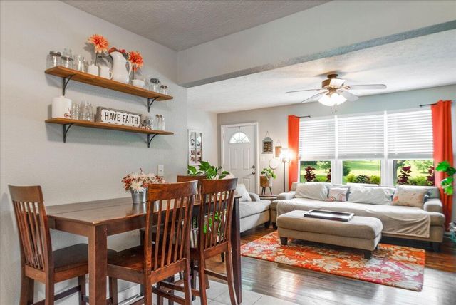525 W Erie Street, Springfield, MO 65807