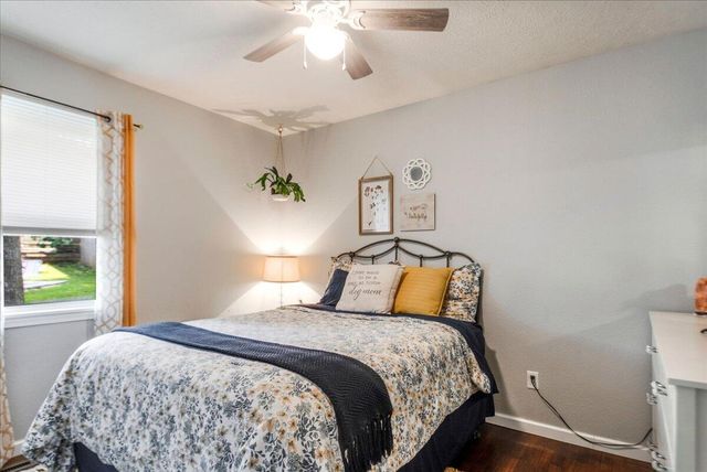 525 W Erie Street, Springfield, MO 65807